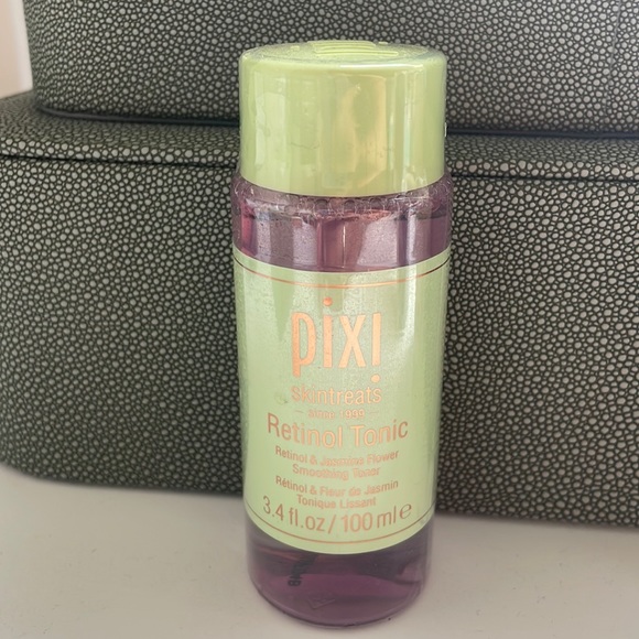 Pixi by Petra Retinol Tonic & Jasmine Flower Smoothing Facial Toner 3.4 oz NEW - Picture 2 of 3